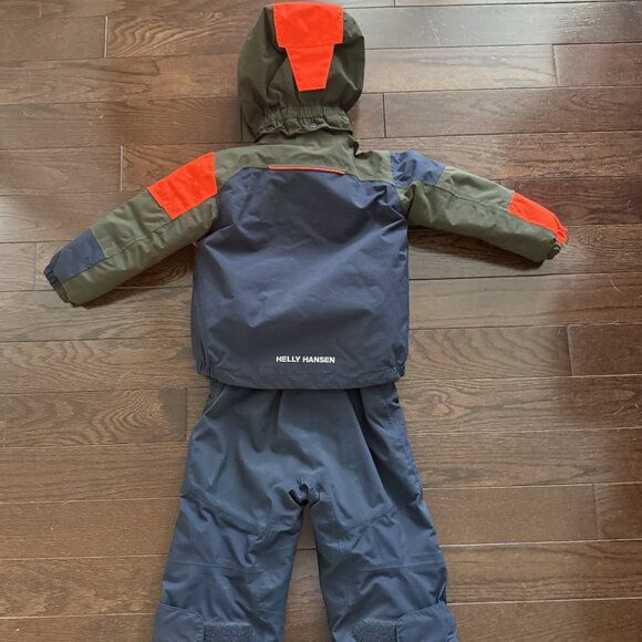 Helly Hansen Ski Oufit size 86/1 - Picture 2 of 7